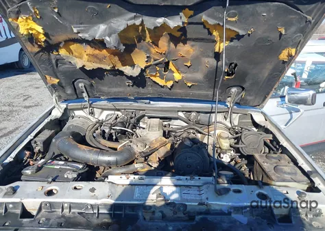 1990 Ford Ranger z USA, uszkodzony, nr VIN 1FTCR10T3LPB34273